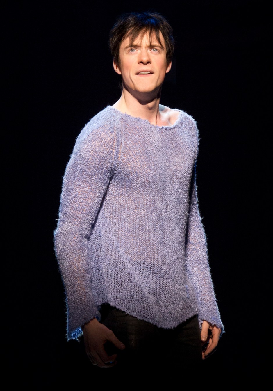 7983d-matthewjamesthomasaspippinphotobyjoanmarcus