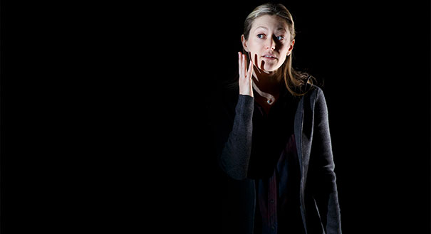 0084_marin-ireland-in-roundabout-underground-s-on-the-exhale%2c-photo-by-joan-marcus-2017